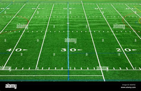 american football pitch markings